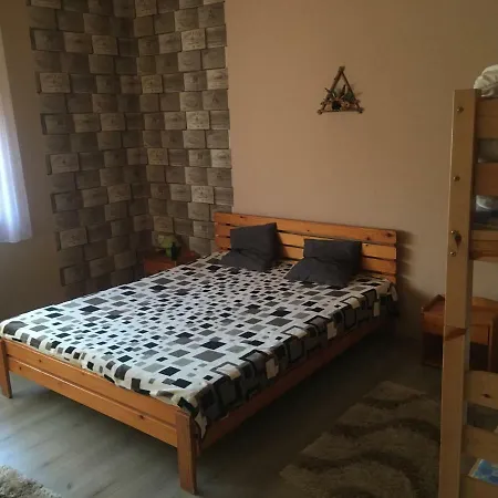 Guest house Kovirozsa Vendeghaz *
